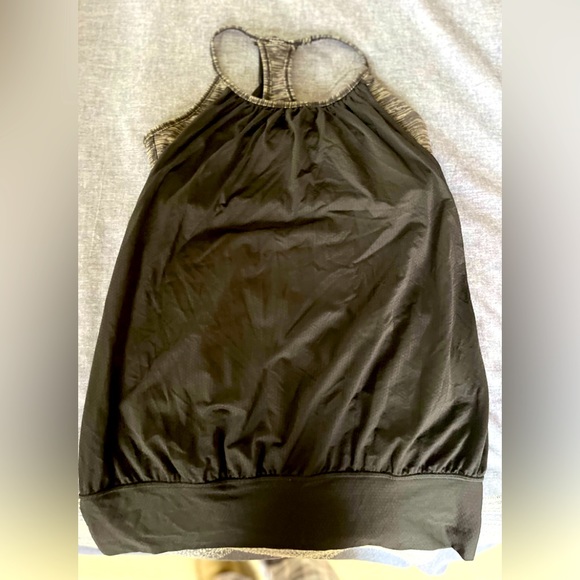 LULULEMON- like new - Picture 1 of 2